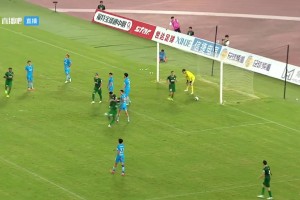 国安2-1再度领先！法比奥头球破门